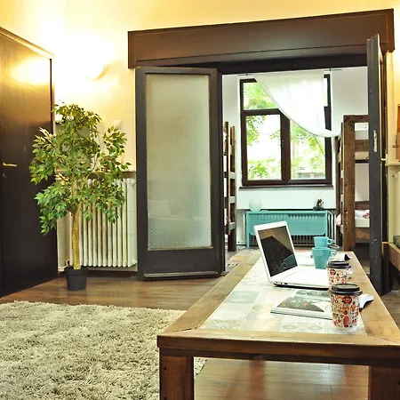 Globe Hostel