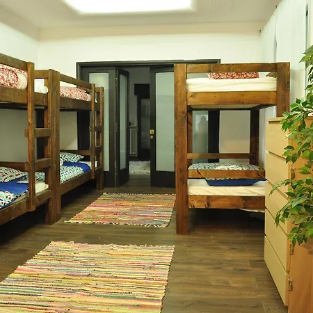 Hostel Globe *